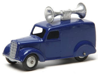Lot 429 - DINKY TOYS (GB) (1)