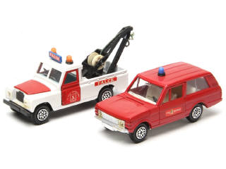 Lot 436 - DINKY TOYS (GB) (2)