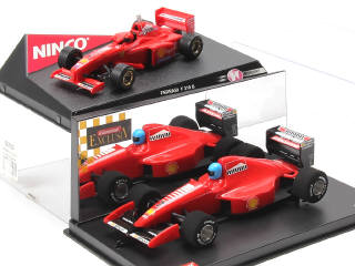 Lot 100 - NINCO & CARRERA (2)
