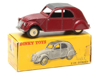 Lot 224 - DINKY TOYS (FRANCE) (1)