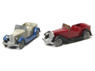 Lot 295 - DINKY TOYS (FRANCE) (2)