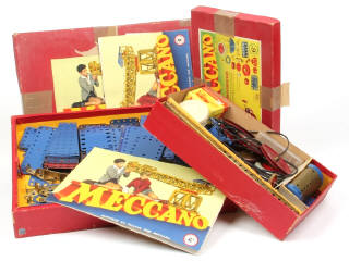 Lot 103 - MECCANO (FRANCE) (1)
