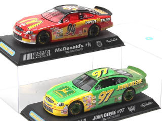 Lot 67 - SCALEXTRIC (2)