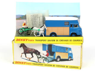Lot 158 - DINKY TOYS (FRANCE) (1)