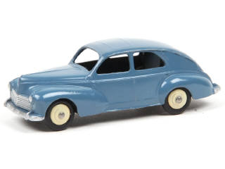 Lot 39 - DINKY TOYS (FRANCE) (1)