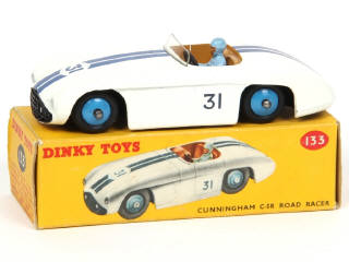 Lot 181 - DINKY TOYS (GB) (1)