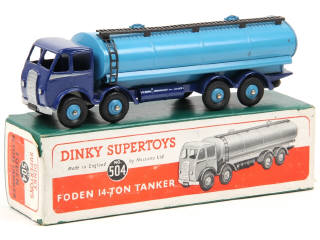 Lot 737 - DINKY TOYS (GB) (1)