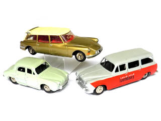 Lot 231 - DINKY TOYS (FRANCE) (3)