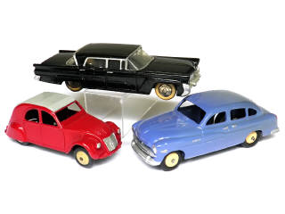 Lot 244 - DINKY TOYS (FRANCE) (3)