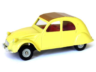 Lot 258 - DINKY TOYS (FRANCE) (1)