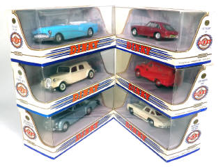 Lot 285 - DINKY MATCHBOX (6)