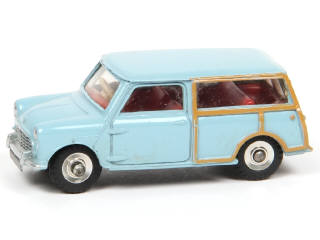Lot 291 - DINKY TOYS (GB) (1)