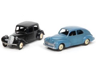 Lot 218 - DINKY TOYS (FRANCE) (2)