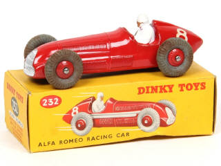 Lot 297 - DINKY TOYS (GB) (1)