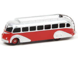 Lot 585 - DINKY TOYS (FRANCE) (1)
