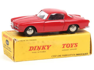 Lot 520 - DINKY TOYS (FRANCE) (1)