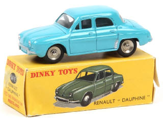 Lot 524 - DINKY TOYS (FRANCE) (1)