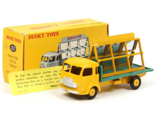 Lot 599 - DINKY TOYS (FRANCE) (1)