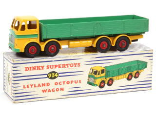Lot 411 - DINKY TOYS (GB) (1)