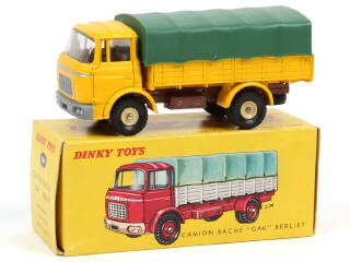 Lot 612 - DINKY TOYS (FRANCE) (1)