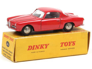 Lot 542 - DINKY TOYS (FRANCE) (1)