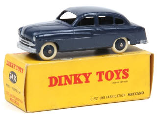 Lot 544 - DINKY TOYS (FRANCE) (1)