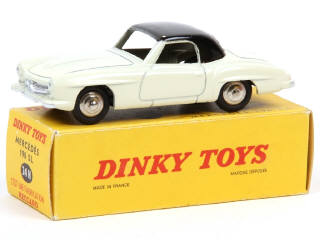 Lot 557 - DINKY TOYS (FRANCE) (1)