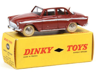 Lot 558 - DINKY TOYS (FRANCE) (1)
