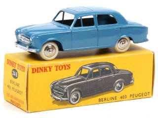 Lot 561 - DINKY TOYS (FRANCE) (1)
