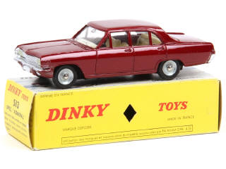 Lot 568 - DINKY TOYS (FRANCE) (1)