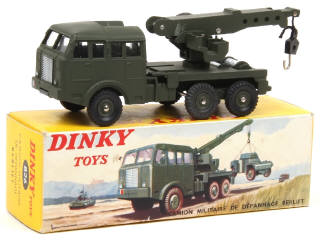 Lot 615 - DINKY TOYS (FRANCE) (1)