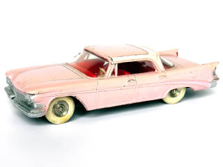 Lot 316 - DINKY TOYS (FRANCE) (1)