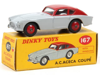 Lot 570 - DINKY TOYS (GB) (1)