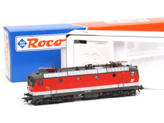 Lot 195 - ROCO 'HO' (AUTRICHE) (1)