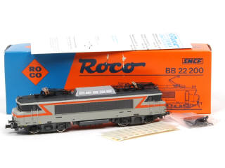 Lot 185 - ROCO 'HO' (AUTRICHE) (1)