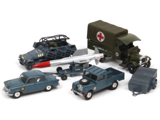 Lot 299 - CORGI TOYS (GB) (6)