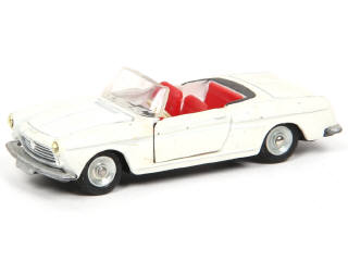 Lot 203 - DINKY TOYS (FRANCE) (1)