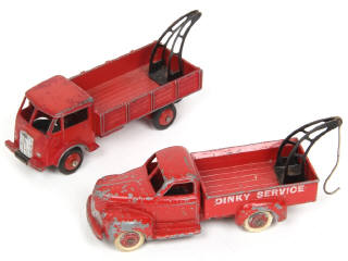 Lot 220 - DINKY TOYS (FRANCE) (2)