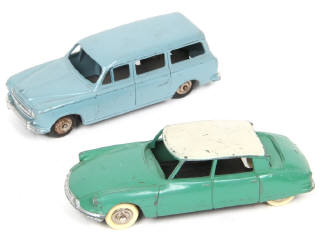 Lot 226 - DINKY TOYS (FRANCE) (2)