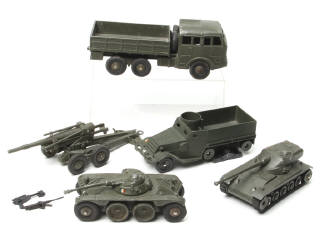 Lot 241 - DINKY TOYS (FRANCE) (5)
