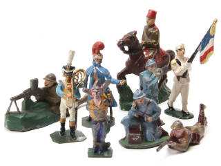 Lot 174 - DIVERS (9)