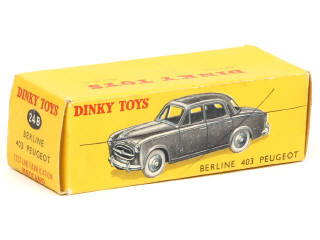 Lot 390 - DINKY TOYS (FRANCE) (1)