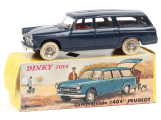 Lot 463 - DINKY TOYS (FRANCE) (1)