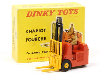 Lot 479 - DINKY TOYS (FRANCE) (1)