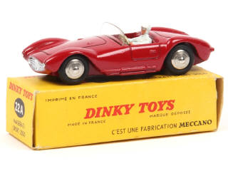 Lot 441 - DINKY TOYS (FRANCE) (1)