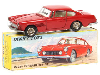 Lot 458 - DINKY TOYS (FRANCE) (1)