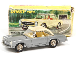 Lot 460 - DINKY TOYS (FRANCE) (1)