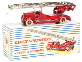 Lot 494 - DINKY TOYS (FRANCE) (1)