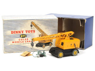 Lot 368 - DINKY TOYS (GB) (1)