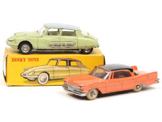 Lot 516 - DINKY TOYS (FRANCE) (2)
